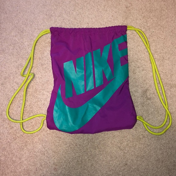 purple nike drawstring bag